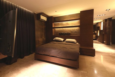 Penthouse in Bangkok, Thailand 4 bedrooms № 180572 - photo 30