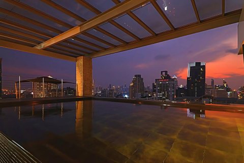 Penthouse in Bangkok, Thailand 4 bedrooms № 180572 - photo 3