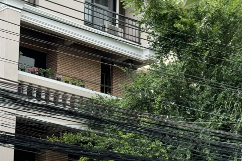 Townhouse in Bangkok, Thailand 8 bedrooms № 190467 - photo 14