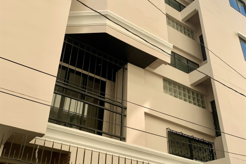 Townhouse in Bangkok, Thailand 8 bedrooms № 190467 - photo 8