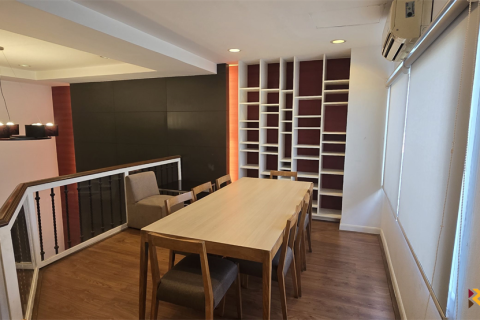Townhouse in Bangkok, Thailand 4 bedrooms № 190466 - photo 2