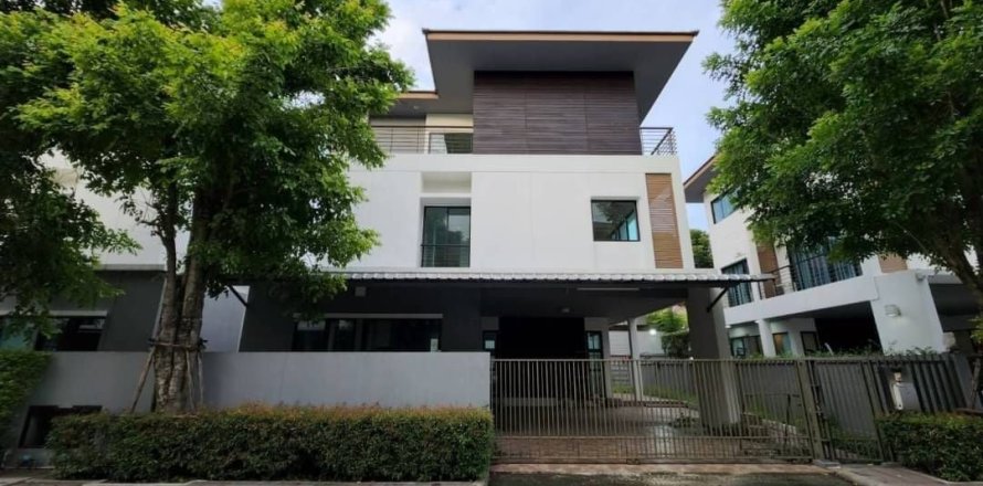 Maison à Prawet, Bangkok, Thaïlande 4 chambres № 151492