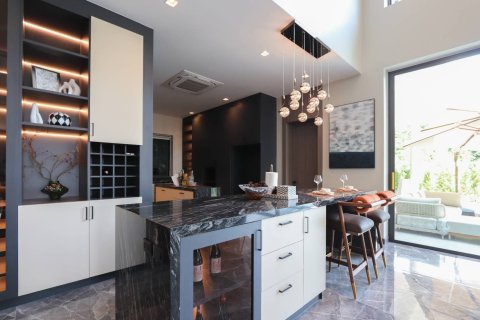 Villa in Pattaya, Thailand 7 bedrooms № 151490 - photo 15