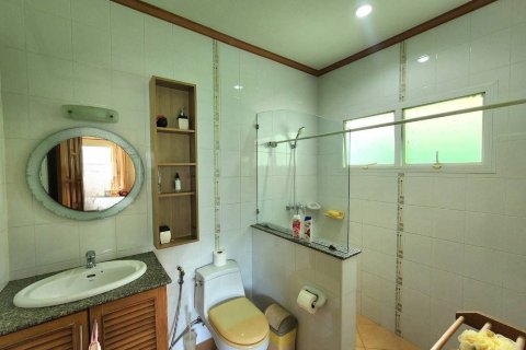 Вилла в Паттайе, Таиланд с 3 спальнями  № 151494 - фото 28