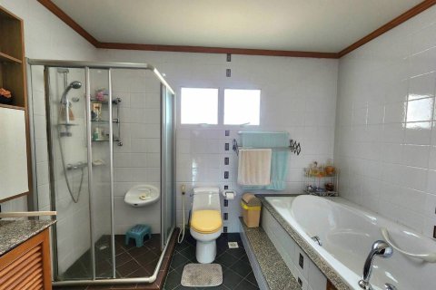 Вилла в Паттайе, Таиланд с 3 спальнями  № 151494 - фото 24