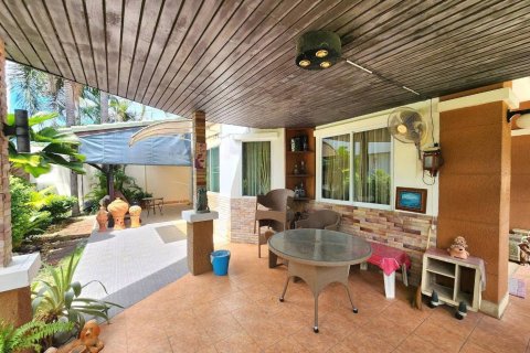 Вилла в Паттайе, Таиланд с 3 спальнями  № 151494 - фото 3