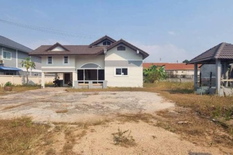 House in Pattaya, Thailand 3 bedrooms № 159956