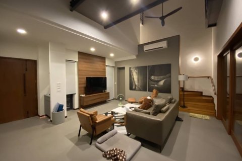 Дом в Бангкоке, Таиланд с 4 спальнями  № 159955