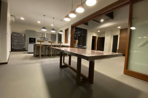 Дом в Бангкоке, Таиланд с 4 спальнями  № 159955 - фото 5