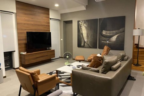 Дом в Бангкоке, Таиланд с 4 спальнями  № 159955 - фото 2