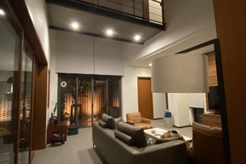 Дом в Бангкоке, Таиланд с 4 спальнями  № 159955 - фото 3