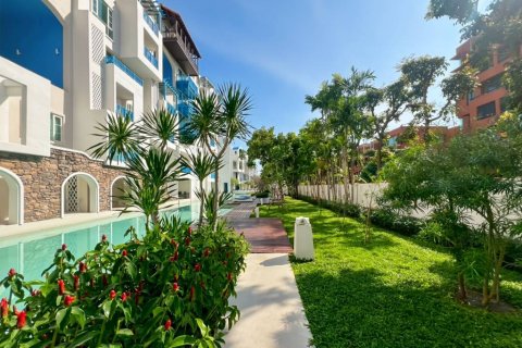 Condo in Hua Hin, Thailand, 2 bedrooms  № 159951 - photo 3