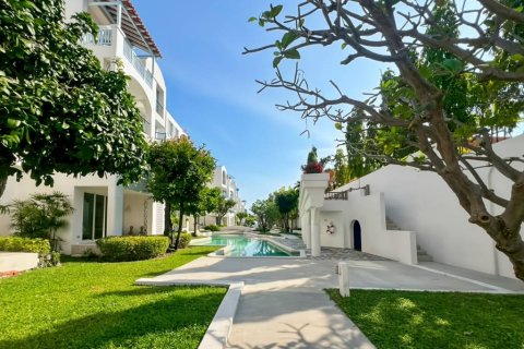 Condo in Hua Hin, Thailand, 2 bedrooms  № 159951 - photo 5