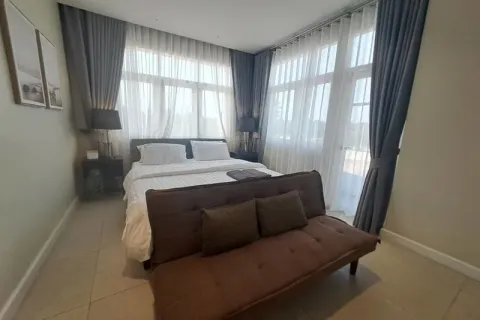 Adosado de 5 dormitorios en Pattaya, Tailandia № 211940 - foto 15