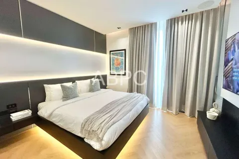 Casa de 4 dormitorios en Jomtien Beach, Pattaya, Tailandia № 211943 - foto 15