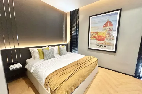 Casa de 4 dormitorios en Jomtien Beach, Pattaya, Tailandia № 211943 - foto 17