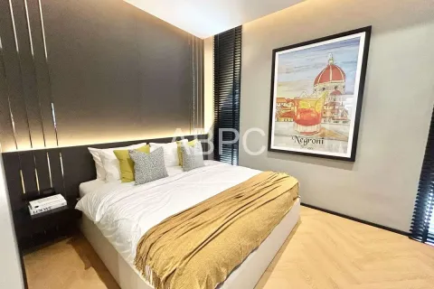 Casa de 4 dormitorios en Jomtien Beach, Pattaya, Tailandia № 211943 - foto 5