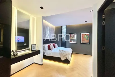 Casa de 4 dormitorios en Jomtien Beach, Pattaya, Tailandia № 211943 - foto 14