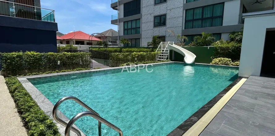 Condominio de 2 dormitorios en Pattaya, Tailandia № 211941