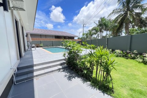 Villa in Pattaya, Thailand 3 bedrooms № 159895 - photo 15