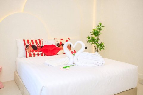 Villa in Pattaya, Thailand 9 bedrooms № 159899 - photo 15