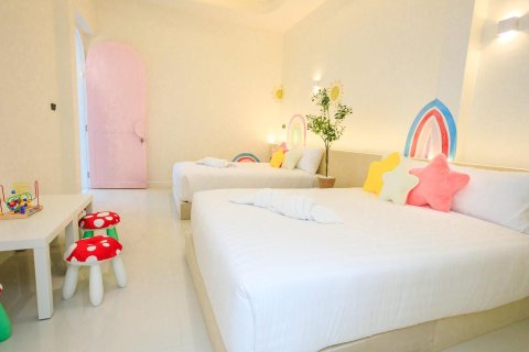 Villa in Pattaya, Thailand 9 bedrooms № 159899 - photo 17