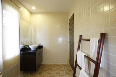 Villa in Pattaya, Thailand 4 bedrooms № 159896 - photo 20