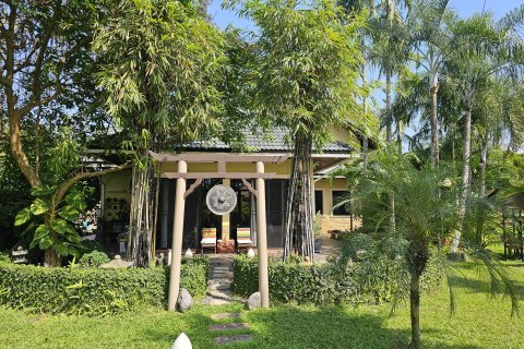 House in Pattaya, Thailand 8 bedrooms № 145718 - photo 2