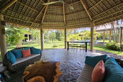 House in Pattaya, Thailand 8 bedrooms № 145718 - photo 16