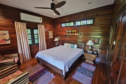 House in Pattaya, Thailand 8 bedrooms № 145718 - photo 21