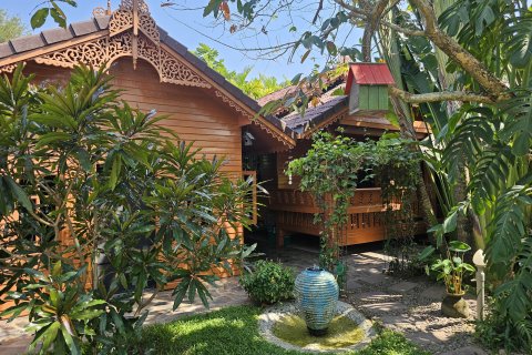 House in Pattaya, Thailand 8 bedrooms № 145718 - photo 6