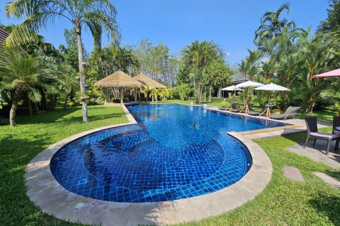 House in Pattaya, Thailand 8 bedrooms № 145718 - photo 19