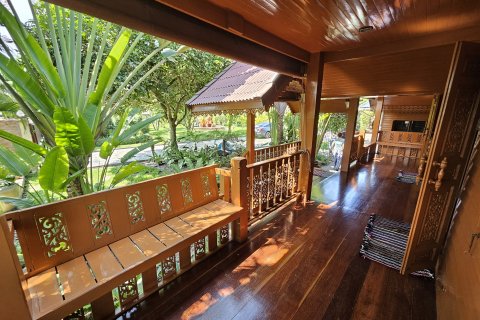 House in Pattaya, Thailand 8 bedrooms № 145718 - photo 15