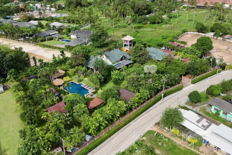 Maison à Pattaya, Thaïlande 8 chambres № 145718 - photo 26