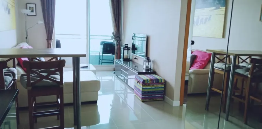 Studio in the Condo in Ratchathewi, Bangkok, Thailand  № 152124