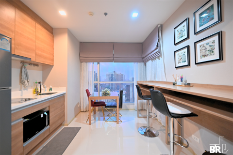 Condo in Bangkok, Thailand, 1 bedroom  № 185209 - photo 8