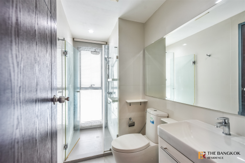 Condo in Bangkok, Thailand, 2 bedrooms  № 185210 - photo 5