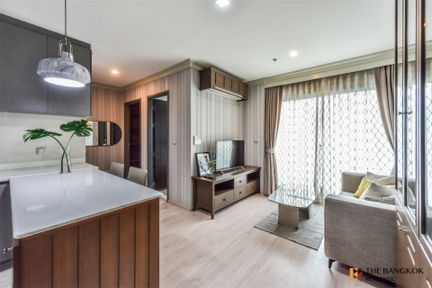 Condo in Bangkok, Thailand, 2 bedrooms  № 185210 - photo 2