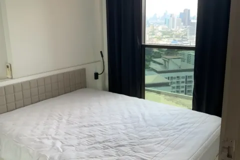 Studio in the Condo in Khlong Toei, Bangkok, Thailand  № 156198 - photo 4