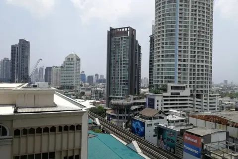 Studio in the Condo in Khlong Toei, Bangkok, Thailand  № 156199 - photo 5