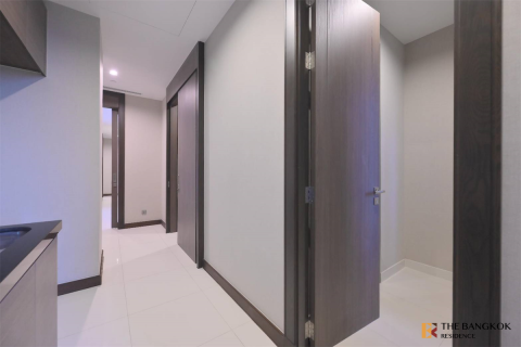 Condo in Bangkok, Thailand, 3 bedrooms  № 186401 - photo 6
