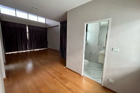 House in Bueng Kum, Bangkok, Thailand 4 bedrooms № 159307 - photo 20