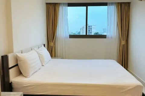 Condominio de 2 dormitorios en Jomtien Beach, Pattaya, Tailandia № 211585 - foto 11