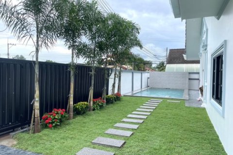 House in Pattaya, Thailand 4 bedrooms № 157771 - photo 3