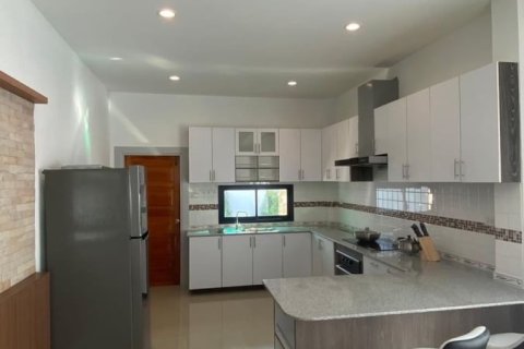 House in Pattaya, Thailand 3 bedrooms № 157773 - photo 12