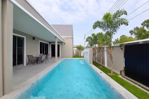 House in Pattaya, Thailand 3 bedrooms № 157777 - photo 3