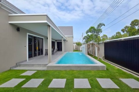 House in Pattaya, Thailand 3 bedrooms № 157777 - photo 5