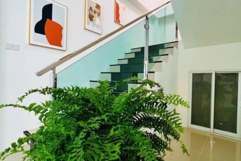 House in Pattaya, Thailand 3 bedrooms № 157775 - photo 9