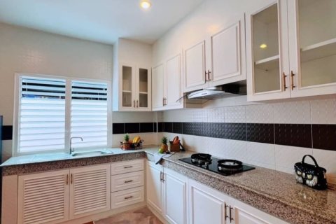 House in Pattaya, Thailand 3 bedrooms № 157775 - photo 8