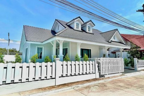 House in Pattaya, Thailand 3 bedrooms № 157774 - photo 7